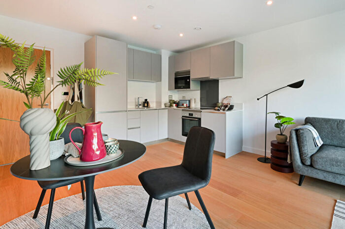 1 Bedroom Apartment To Rent In Approach House, Tottenham Hale London, N17