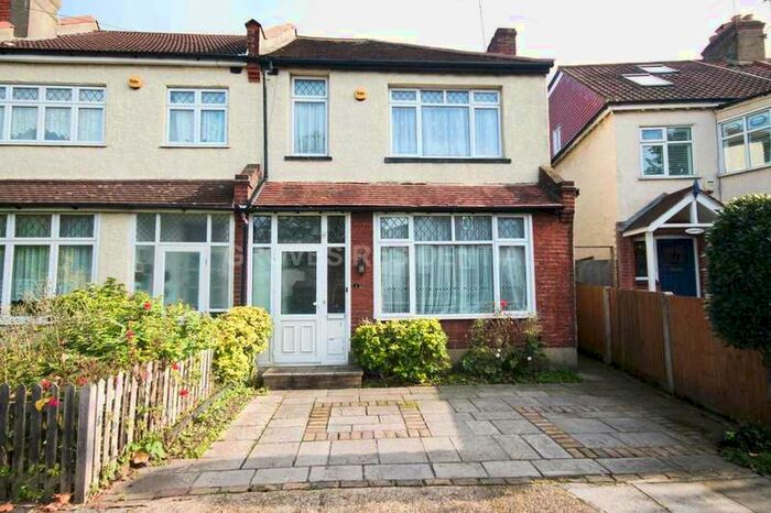 3 Bedroom End Of Terrace House To Rent In Albany Road, New Malden, KT3