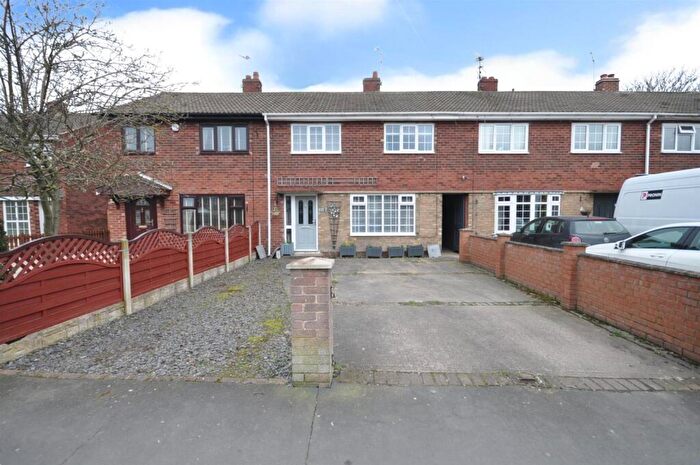 3 Bedroom Terraced House For Sale In Haynes Road, Thorne, Doncaster, DN8