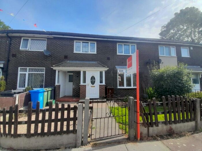 Houses for sale & to rent in SK14 3HG, Hattersley Road West, Hyde