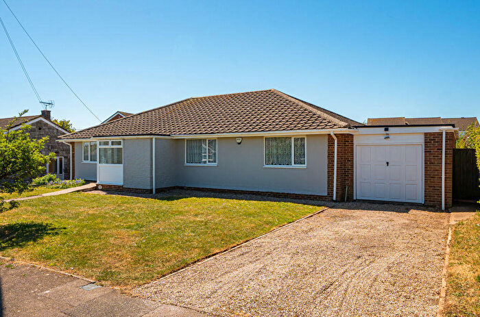 3 Bedroom Detached Bungalow For Sale In Capel-le-Ferne, CT18