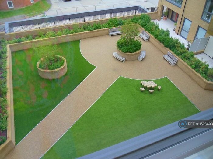 2 Bedroom Flat To Rent In Watson Heights, Chelmsford, CM1