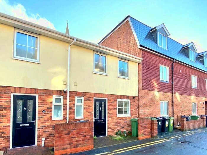 2 Bedroom Semi-Detached House To Rent In Lushington Lane, Eastbourne, East Sussex, BN21