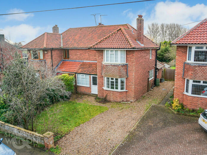 3 Bedroom Semi-Detached House To Rent In Station Road, Ditchingham, Bungay, NR35