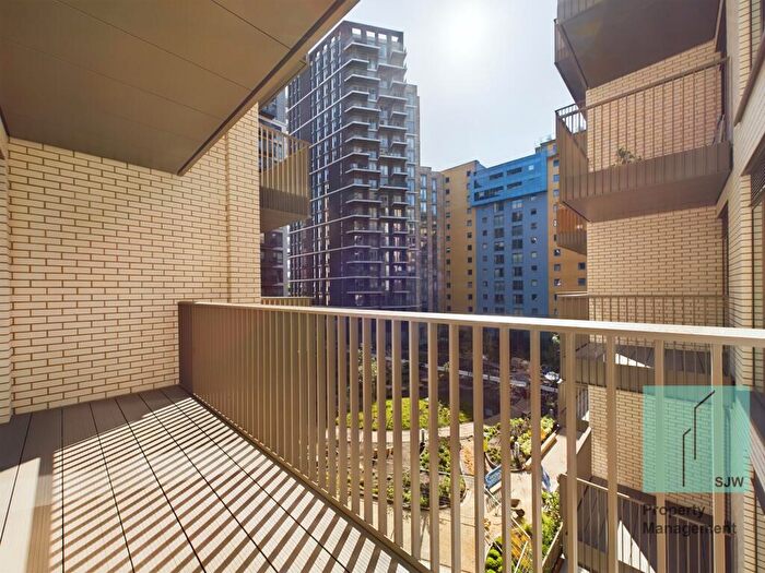 Flat For Sale In Wellspring House, Royal Eden Dock, E16
