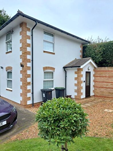 2 Bedroom Detached House To Rent In Villa Gardens, Flitwick, MK45