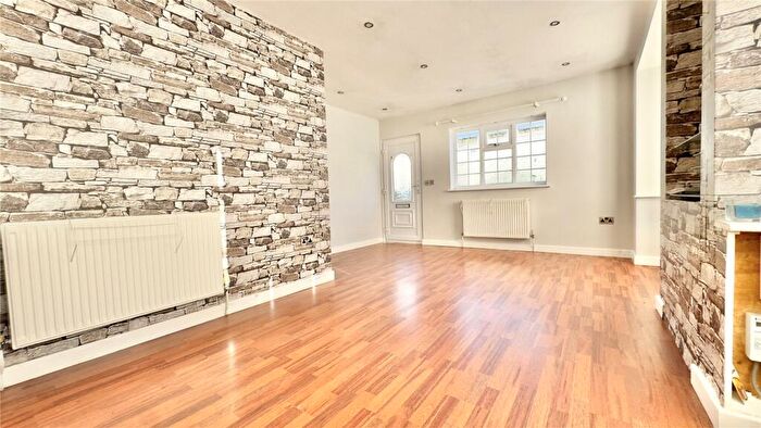 2 Bedroom Bungalow For Sale In Garrick Avenue, Moreton, Wirral, CH46