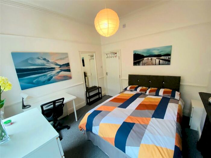 6 Bedroom Terraced House To Rent In Gambier Terrace, Garth Road, Bangor, LL57