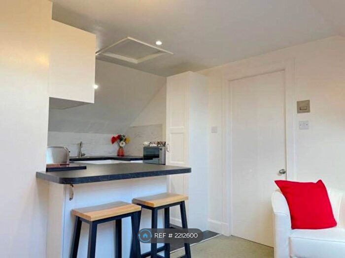 2 Bedroom Flat To Rent In Brechin Road, Kirriemuir, DD8