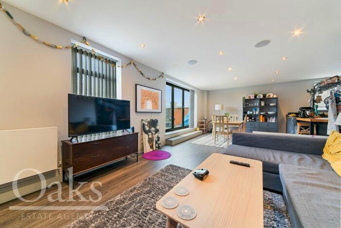 2 Bedroom Flat To Rent In Tavistock Road, Croydon, CR0