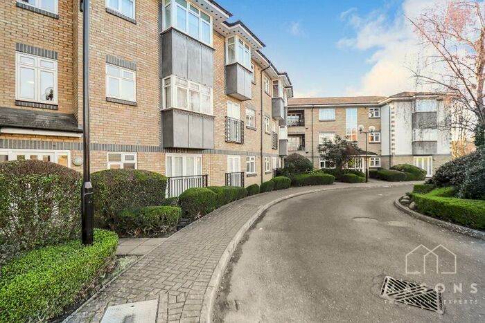 2 Bedroom Flat To Rent In Morello Gardens, Stevenage Road, Hitchin, SG4