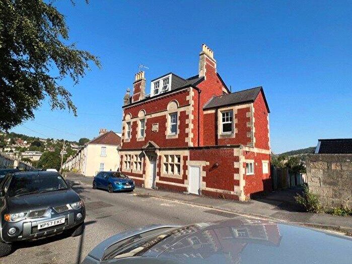 10 Bedroom Detached House To Rent In Dafford Street, Larkhall, Bath, BA1