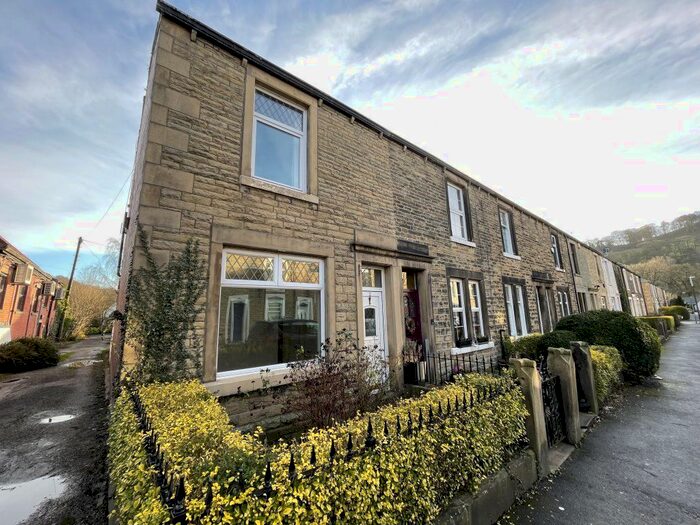 2 Bedroom Terraced House To Rent In Queen Street, Whalley, Clitheroe BB7