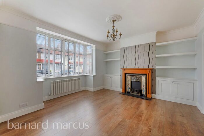 4 Bedroom Property To Rent In Lammas Avenue, Mitcham, CR4