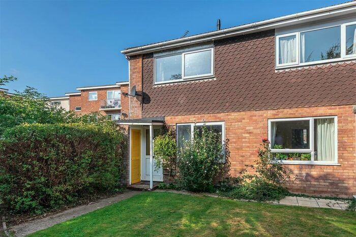 3 Bedroom End Of Terrace House To Rent In Burchs Close, Taunton, TA1