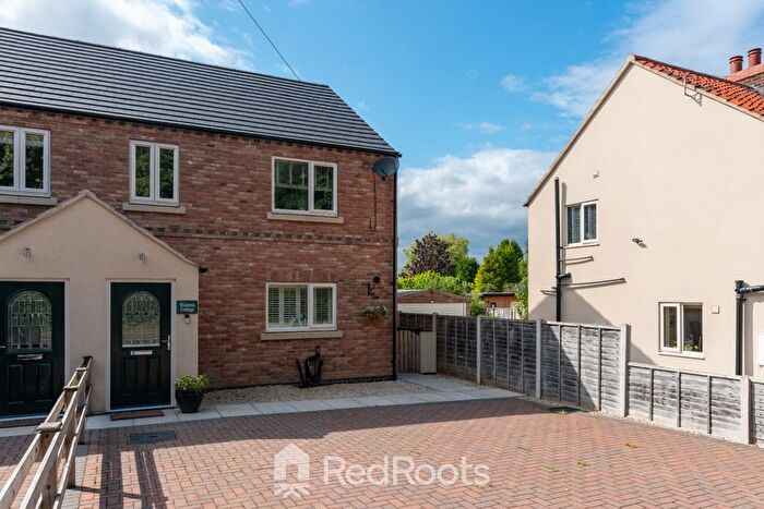 3 Bedroom Semi-Detached House For Sale In Station Road, Graizelound, Haxey, Doncaster, Lincolnshire, DN9