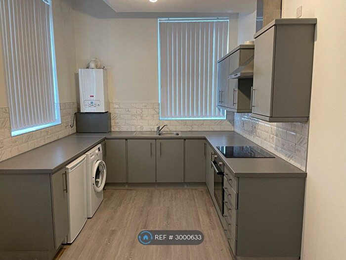 2 Bedroom Flat To Rent In Oakhouse Park, Liverpool, L9
