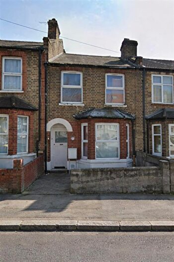 3 Bedroom Terraced House To Rent In Leonard Road, London, SW16