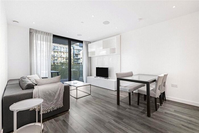 2 Bedroom Apartment To Rent In Catalina House, Goodman's Fields, Aldgate, London, E1