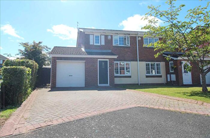 3 Bedroom Semi-Detached House For Sale In Hauxley Drive, Northburn Dale, Cramlington, NE23