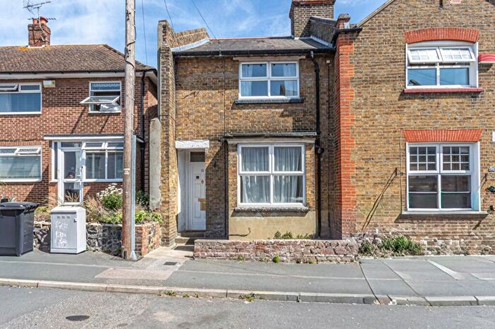 2 Bedroom End Of Terrace House For Sale In Arnold Road, Margate, CT9