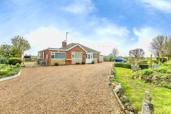 2 Bedroom Detached Bungalow For Sale In Jarvis Gate, Sutton St. James, Spalding, PE12