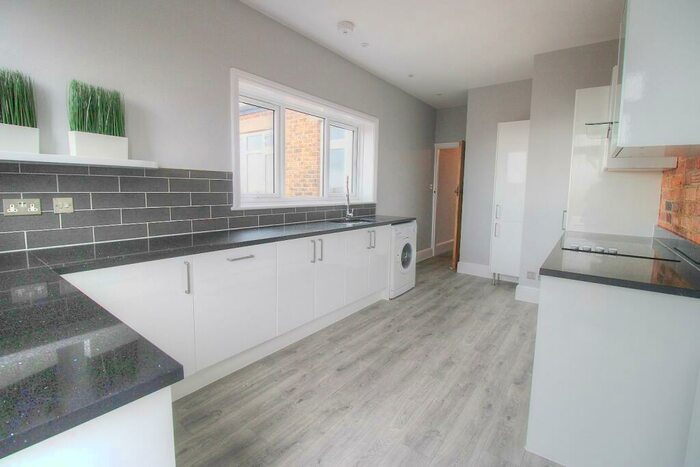 4 Bedroom Apartment To Rent In Meads Street, Eastbourne, BN20