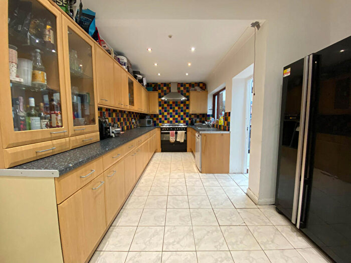 5 Bedroom End Of Terrace House To Rent In Manor Street, Heath, CF14
