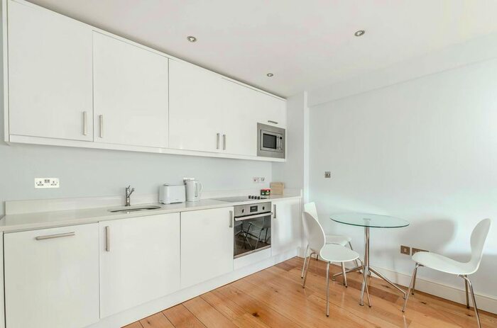 1 Bedroom Flat To Rent In Sloane Avenue, Chelsea, London, SW3