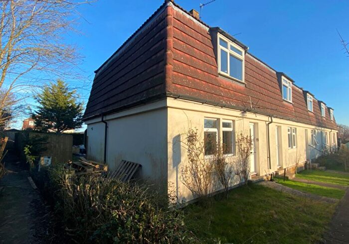 3 Bedroom End Of Terrace House For Sale In Brooklands, Brinkworth, Chippenham, Wiltshire, SN15