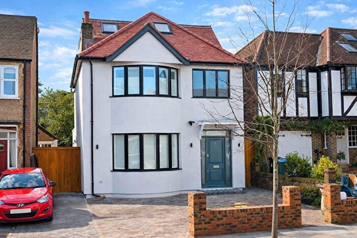 5 Bedroom Detached House For Sale In Cassilis Road, St Margarets, TW1