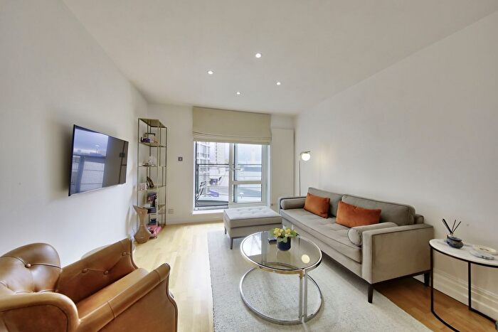 2 Bedroom Flat To Rent In Warren House, Beckford Close, London, W14