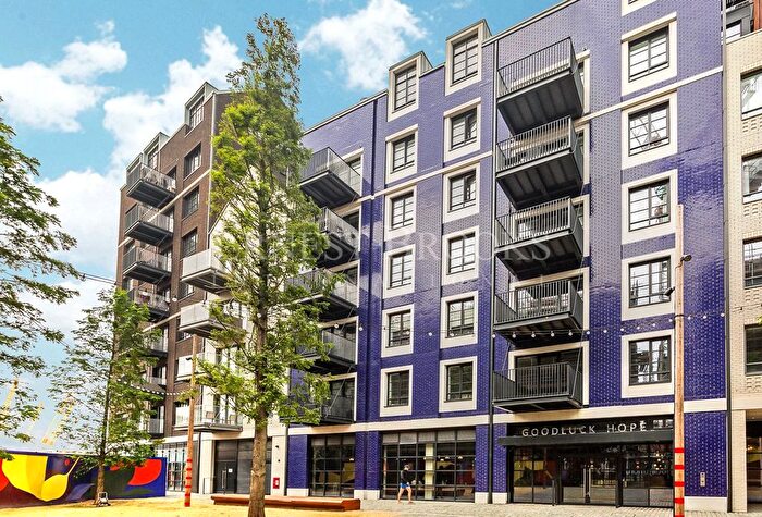 Studio To Rent In Agar House, Goodluck Hope, Canning Town, E14