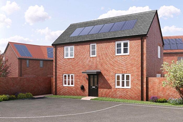 3 Bedroom Detached House For Sale In Sutton Drive, Kettering, Northamptonshire, NN16