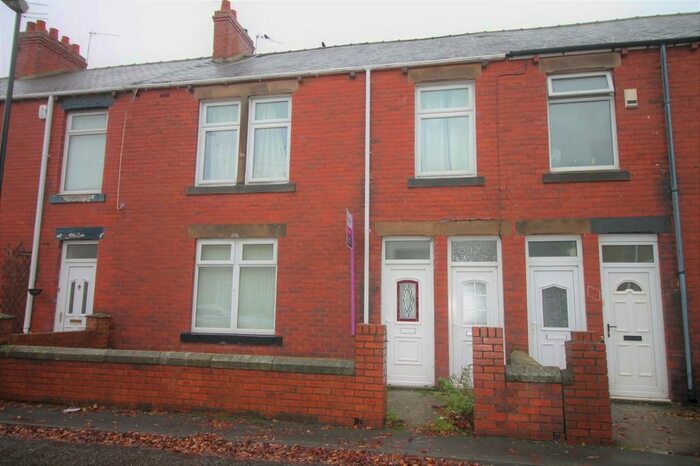 2 Bedroom Flat To Rent In Robinson Terrace, Columbia, Washington, NE38