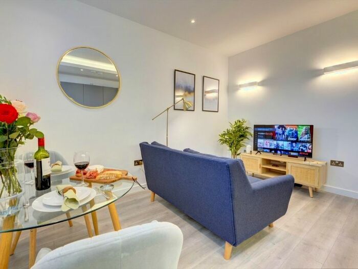 1 Bedroom Flat To Rent In Capital Drive, Milton Keynes MK14