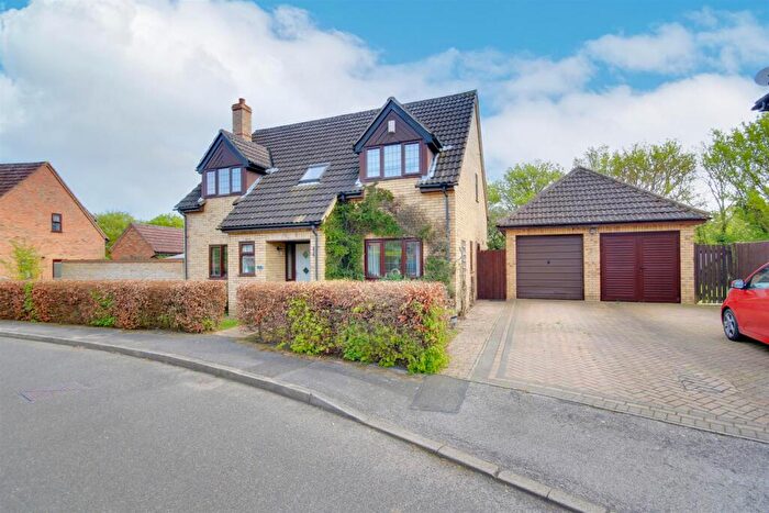 4 Bedroom Detached House For Sale In Pasture Close, Warboys, PE28