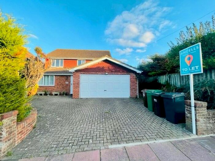 4 Bedroom Detached House To Rent In Victoria Drive, Eastbourne BN20