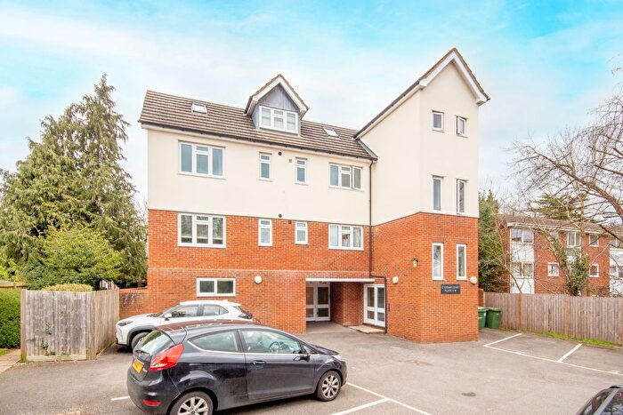 1 Bedroom Flat To Rent In Cedar Court, St Albans, AL4