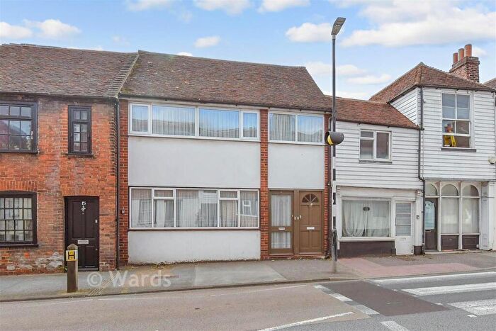 1 Bedroom Flat For Sale In Whitstable Road, Canterbury, Kent, CT2