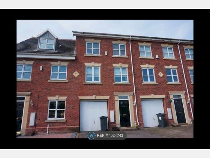 3 Bedroom Terraced House To Rent In Langley Park Way, Sutton Coldfield, B75