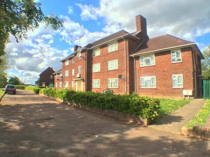 2 Bedroom Flat To Rent In Ridge Court, Cowridge Crescent, Luton, Beds, LU2