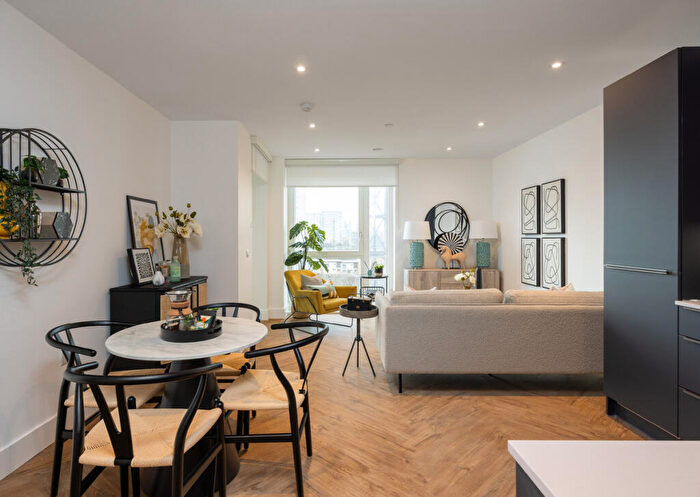 1 Bedroom Apartment To Rent In Upper East, Bromley By Bow, E3