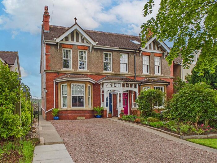 4 Bedroom Semi-Detached House For Sale In Walwyn Road, Colwall, Malvern, WR13