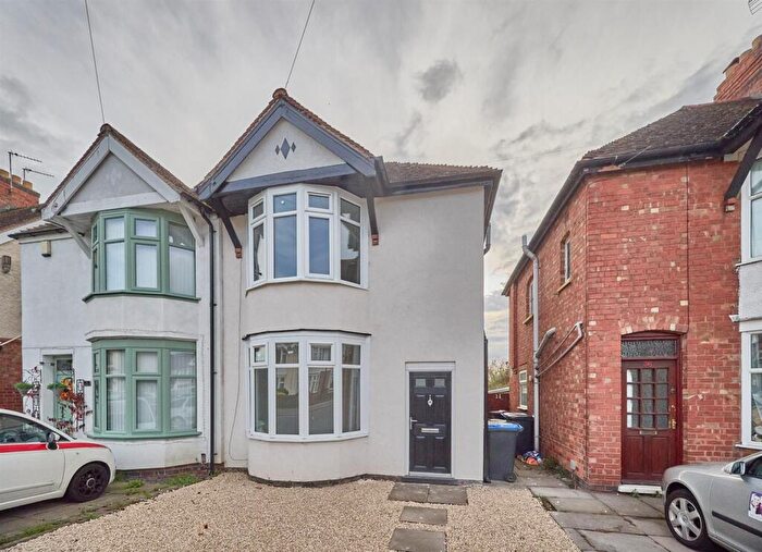 3 Bedroom House For Sale In Strathmore Road, Hinckley, LE10