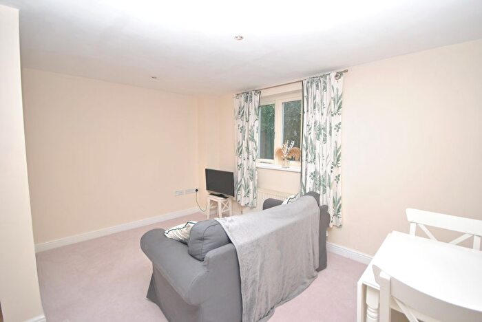 1 Bedroom Cottage To Rent In Broxton Hall Mews, Whitchurch Road, Broxton, Cheshire, CH3