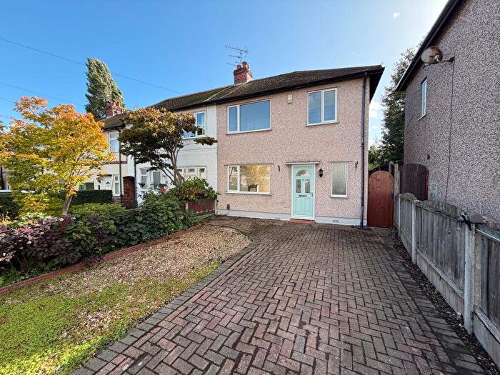 3 Bedroom End Of Terrace House For Sale In Brook Road, Great Sutton, CH66