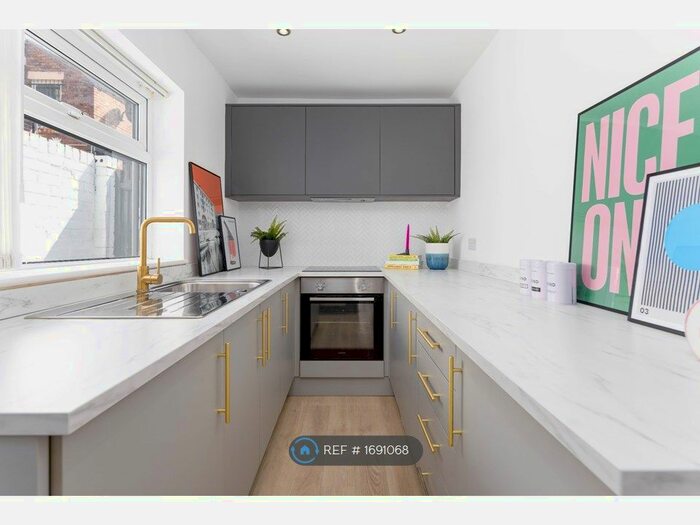 2 Bedroom End Of Terrace House To Rent In Althorp Street, Liverpool, L8