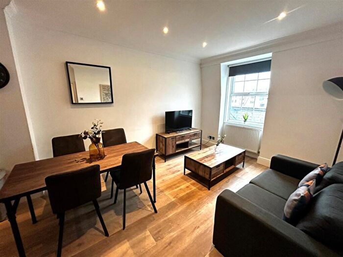 2 Bedroom Apartment To Rent In Richmond Place, Brighton, BN2