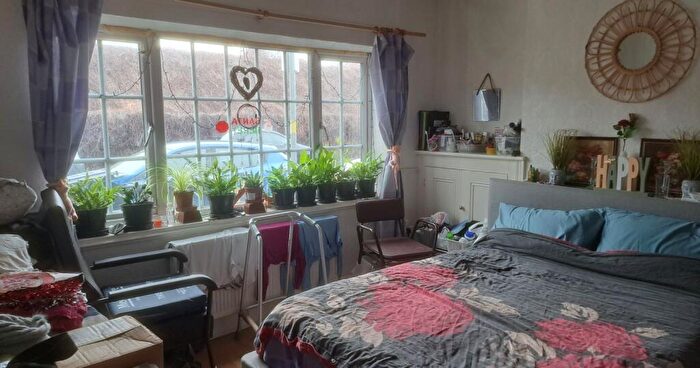 3 Bedroom Terraced House For Sale In Wesley Road, Erdington, Birmingham, West Midlands, B23